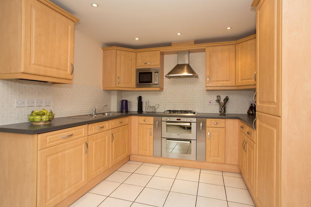 Basingstoke Apartments - Westlands House, City Centre, Home-From-Home Eksteriør billede